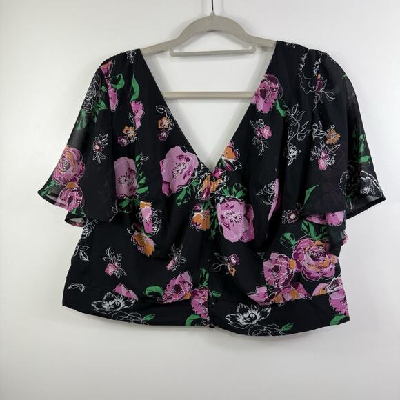 Smocked Cropped Torrid Black Floral Blouse 2X Flutter Sleeve Dark Floral V Neck - Picture 10 of 12